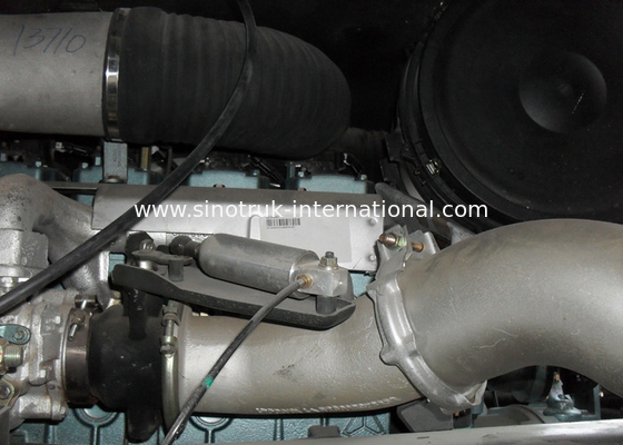 camion 9CBM, miscelatore resistente all'uso della betoniera di 336HP 6X4 LHD A7 del camion del cemento del carro armato