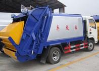 Camion della raccolta dei rifiuti di RHD 4X2, camion commerciale 6CBM del compattatore dei rifiuti
