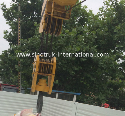Le 12 tonnellate resistenti di camion di HIAB hanno montato l'ascensore telescopico del carico del camion della gru 6X4 LHD
