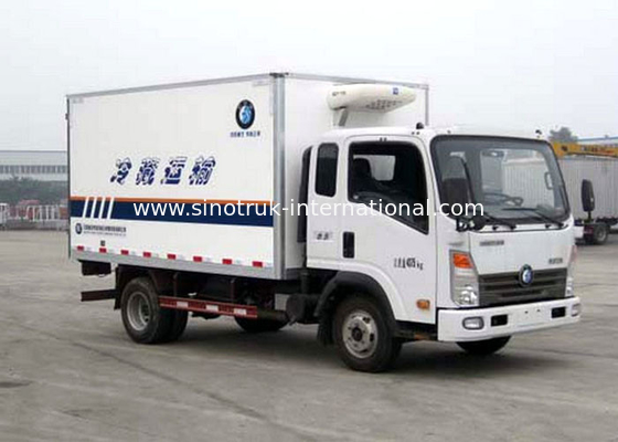 Camion congelato della scatola del guardiamarina dei veicoli di trasporto fresco