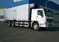 25 tonnellate di SINOTRUK hanno refrigerato il camion LHD 6X4, camion dell'alimento del contenitore di frigorifero