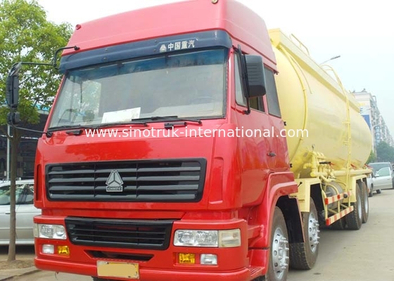 371HP 8X4 RHD 36-45CBM ZZ1317N4667W asciugano il camion in serie per il materiale della polvere