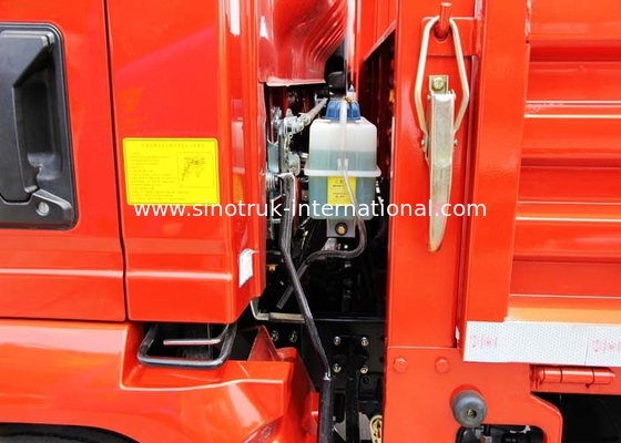 Camion di bassa potenza rossi SINOTRUK HOWO 4,5 tonnellate con il motore 490Xichai