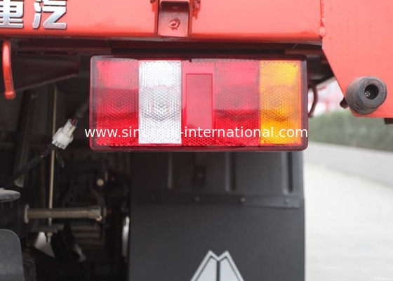 SINOTRUK HOWO 8 tonnellate di camion di bassa potenza LHD 4X2 116HP ZZ1087D3614C180