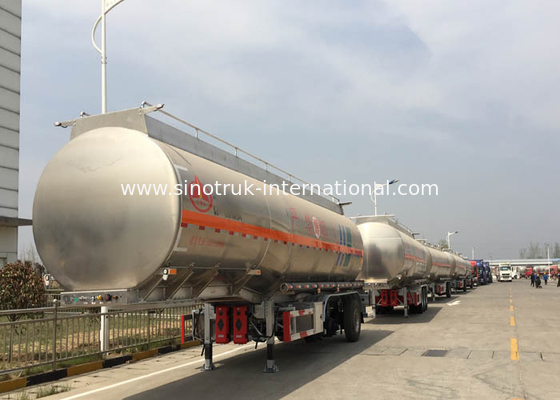 Autoarticolato del consumo di combustibile 45000-70000Liters/camion di serbatoio di combustibile bassi