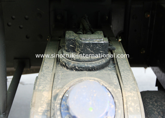30 - 40 tonnellate di 6X4 LHD del ribaltatore di autocarro con cassone ribaltabile con il cilindro idraulico di sollevamento anteriore 10-25CBM