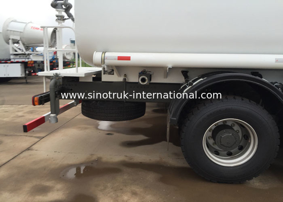 acqua del camion di serbatoio di acqua 20CBM SINOTRUK HOWO LHD 6X4 che spruzza iso dell'autocisterna