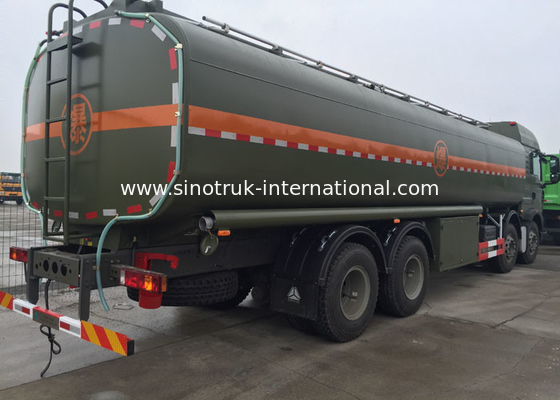 Camion cisterna stabile SINOTRUK HOWO del combustibile 30 - 40 tonnellate per il trasporto 8X4 RHD dell'olio
