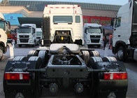 La testa leggera del trattore trasporta 10 trattori delle ruote e la manutenzione su autocarro facile dei camion