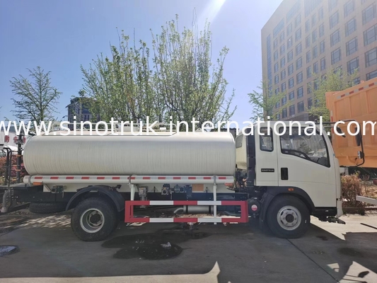 Gamma di spruzzatura del camion di serbatoio di acqua della luce di SINOTRUK LHD 5-8CBM largamente