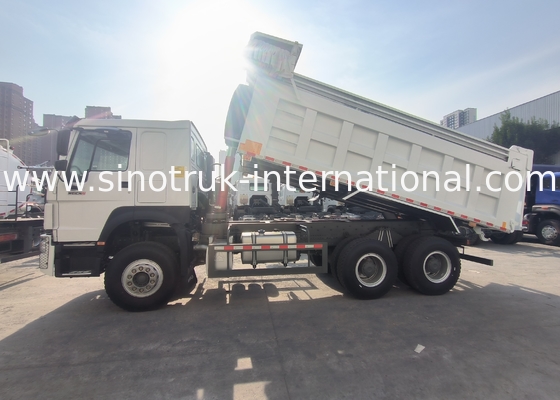 Sinotruk Howo Tipper Dump Truck 380Hp 6 × 4 20CBM Bianco Con Tarpaulin Automatico