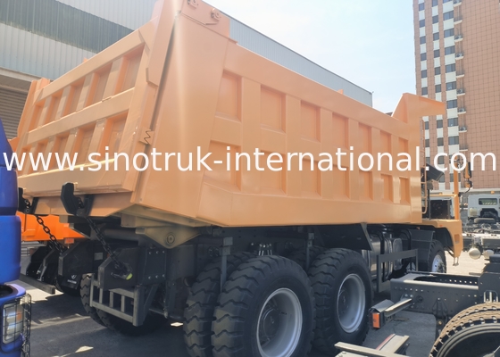 Sinotruk Howo Mining Tipper Dump Truck 90Tons 6 × 4 Corpo di carico in acciaio ad alta resistenza