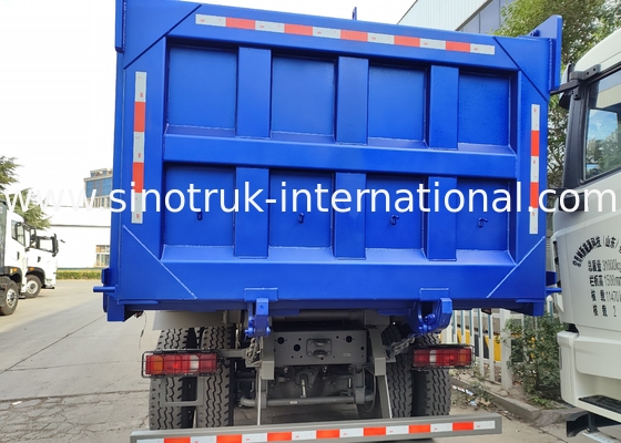 SINOTRUCK HOWO RHD 6×4 camion da scarico a gomma per 40 tonnellate 10 ruote