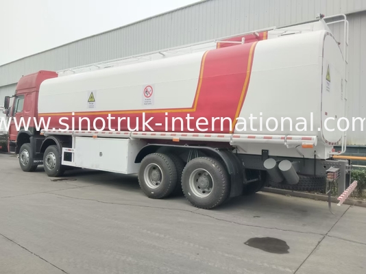 SINOTRUK HOWO Red Oil Tank Truck 400HP 8×4 12 ruote Alta capacità