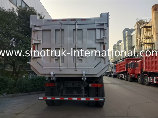 Camion a punta SINOTRUK HOWO 400 CV 12 ruote LHD 40 tonnellate 30CBM ZZ3317V3567B1