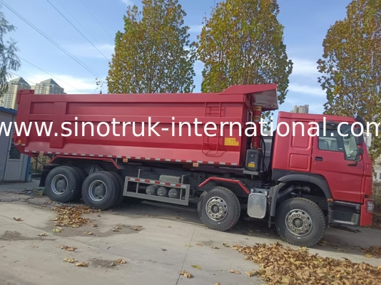 SINOTRUK HOWO A7 8X4 per la costruzione ZZ3317V3567B1