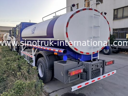 SINOTRUK HOWO Camion cisterna dell'acqua 4x2 RHD 300HP 10CBM per il trasporto duraturo dell'acqua