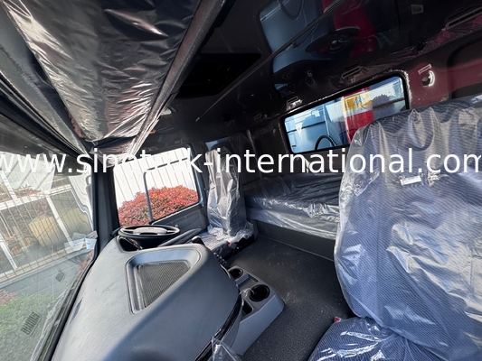 SINOTRUK HOWO Camione Chassis SINOTRUK Motore 371HP 6 × 4 RHD Con Luce di Avvertimento Utilizzato in Camionino Cargo Camionino Acquario