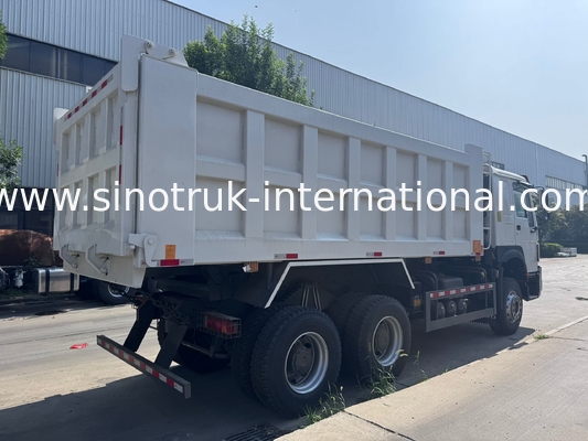 Motore SINOTRUK 371HP 6 × 4 LHD HOWO Autocarro con cassone ribaltabile Bianco 19-20CBM Sollevamento centrale