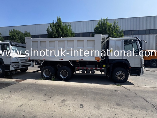 Motore SINOTRUK 371HP 6 × 4 LHD HOWO Autocarro con cassone ribaltabile Bianco 19-20CBM Sollevamento centrale