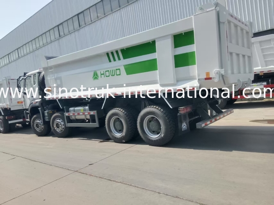 7300*2300*1500mm Cargo Box Heavy Duty Dump Truck per il trasporto fluido di merci RHD / LHD Tipo di guida
