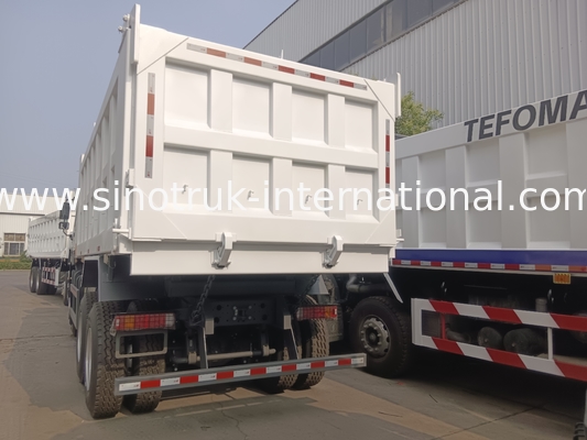Autocarro ribaltabile a 10 ruote, 371 CV, trazione 6x4, motore Euro2