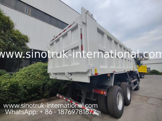 Autocarro ribaltabile HOWO 371HP 6×4 a guida a sinistra, cabina media