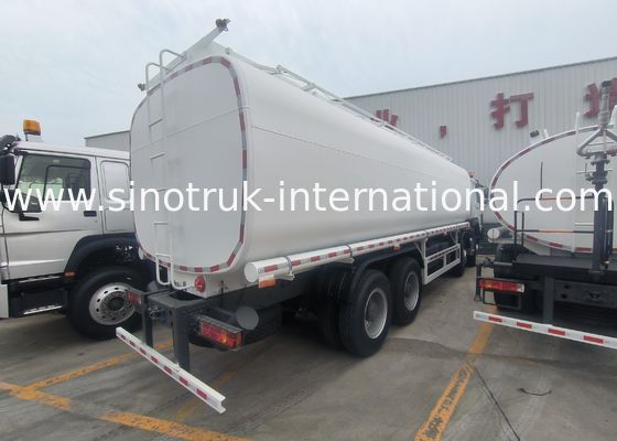 Autocisterna per trasporto olio con motore da 400 CV: la soluzione perfetta per la consegna sicura di olio