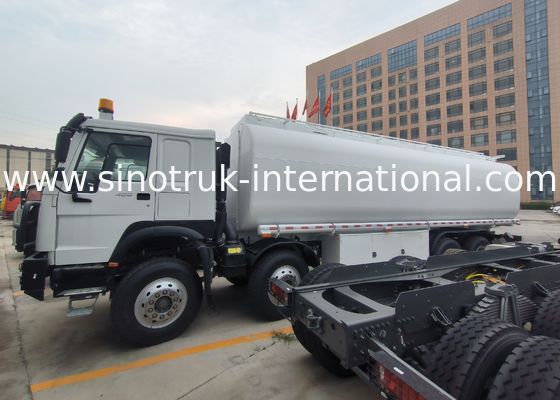 Autocisterna per trasporto olio con motore da 400 CV: la soluzione perfetta per la consegna sicura di olio