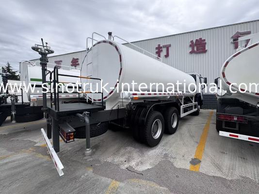 Sinotruk HOWO 6x4 Water Tank Truck With High Pressure Flush Function High efficiency