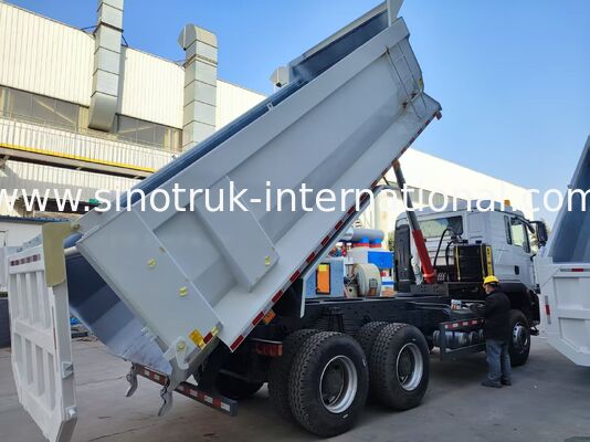 HOWO TX 6*4 White Dump Truck con motore MAN da 390 CV e scatola di carico 20CBM per prestazioni superiori