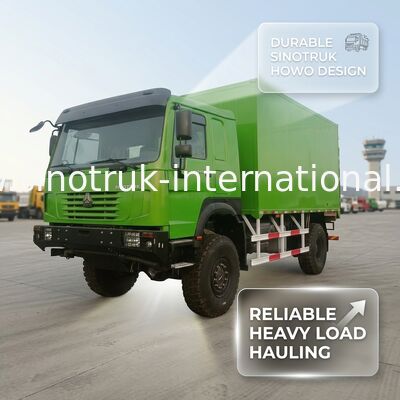 SINOTRUK Camion pesante con tipo di trazione 4X4 LHD, serbatoio di carico da 5000*2300*2300 mm e capacità dell'asse posteriore di 16 tonnellate per il trasporto di carichi pesanti verde