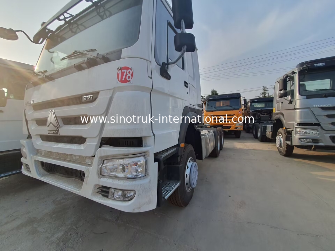 HOWO A7 Camion-trattore usato LHD 6X4 Euro 2 371 CV con sterzo idraulico azionato Bianco