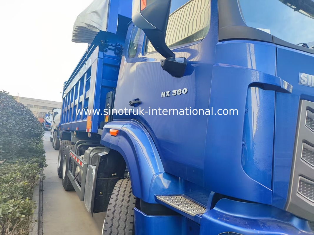 Potente versatile HOWO 6x4 380HP Blu Dump Truck Con 20CBM Box Cargo Quadrato E Acqueproof Tarpa Flip Cove