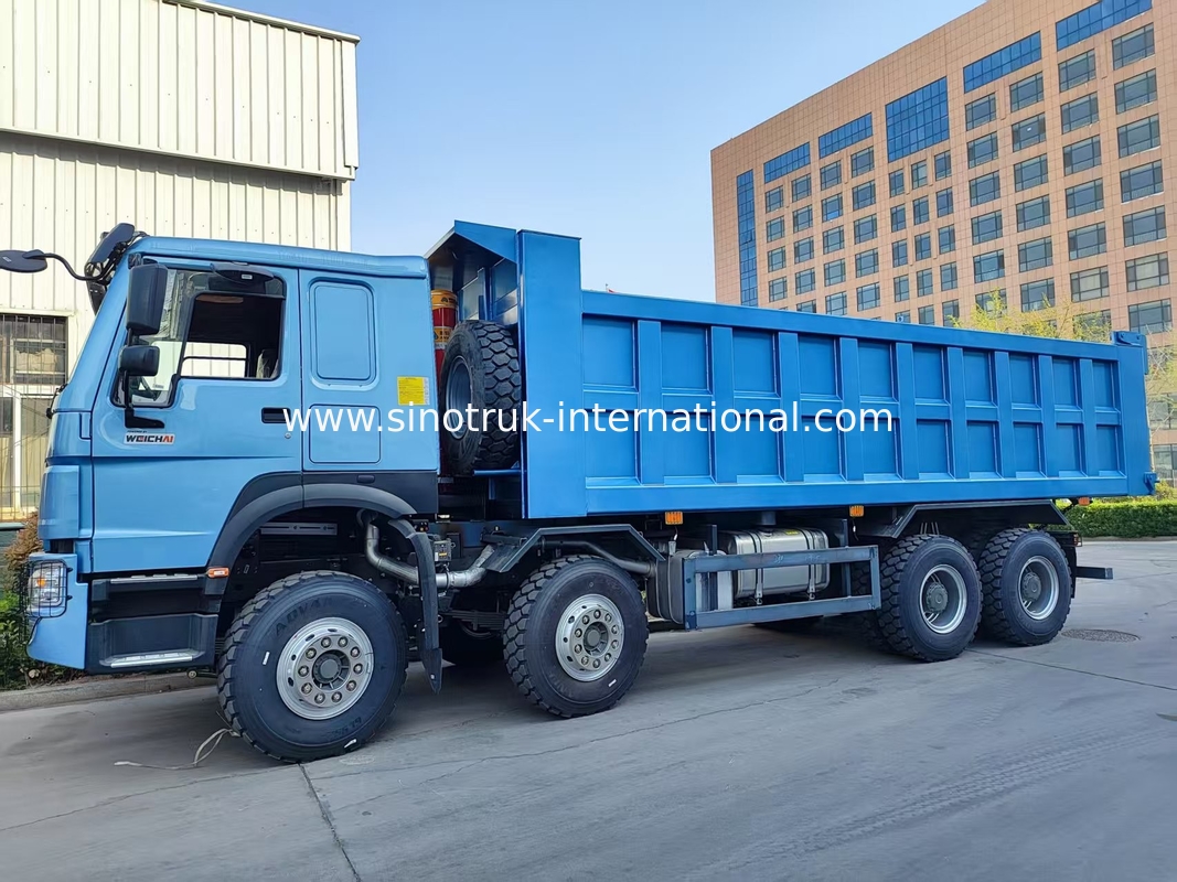 Affascinante Blue HOWO 8×4 380HP 26.91CBM Dump Truck dove la potenza incontra la precisione in ogni carico!