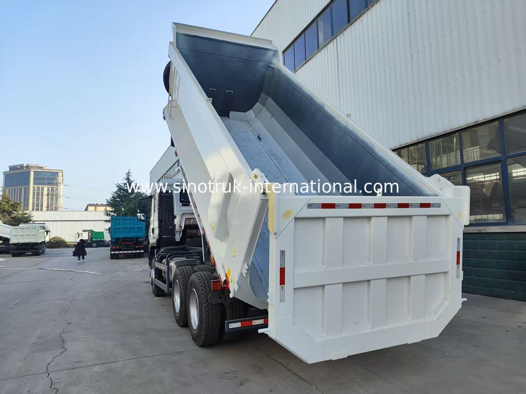 HOWO TX 6*4 White Dump Truck con motore MAN da 390 CV e scatola di carico 20CBM per prestazioni superiori