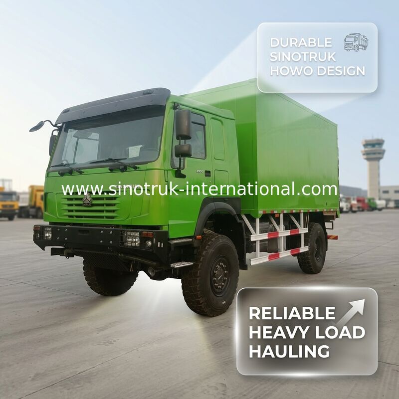 SINOTRUK Camion pesante con tipo di trazione 4X4 LHD, serbatoio di carico da 5000*2300*2300 mm e capacità dell'asse posteriore di 16 tonnellate per il trasporto di carichi pesanti verde