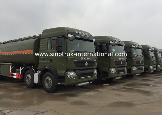 Petroliera mobile delle autocisterne di rifornimento di carburante del computer del camion cisterna del combustibile derivato del petrolio di SINOTRUK 30CBM