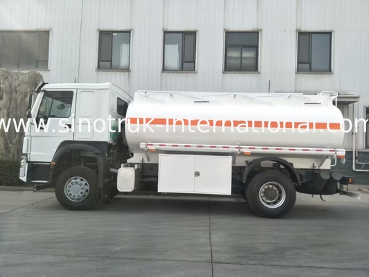 SINOTRUK Howo Semi Truck Serbatoio di carburante 4x2 Lhd Euro2 290hp Bianco