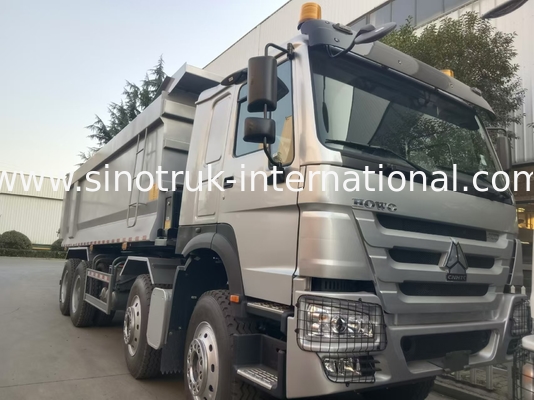 Camion a punta SINOTRUK HOWO 400 CV 12 ruote LHD 40 tonnellate 30CBM ZZ3317V3567B1