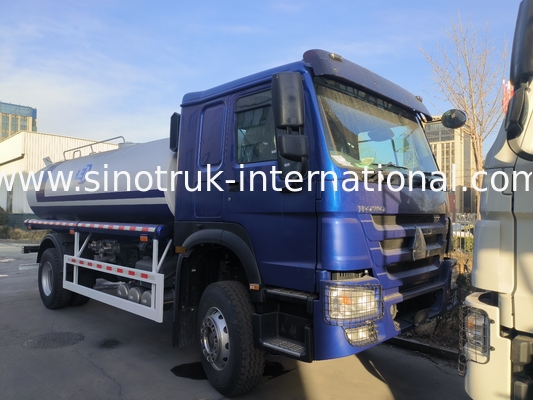 SINOTRUK HOWO Camion cisterna dell'acqua 4x2 RHD 300HP 10CBM per il trasporto duraturo dell'acqua
