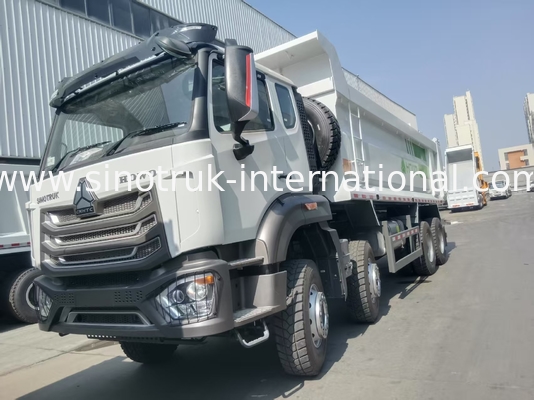 7300*2300*1500mm Cargo Box Heavy Duty Dump Truck per il trasporto fluido di merci RHD / LHD Tipo di guida