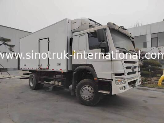 Autocarro frigorifero leggero HOWO 4X2, 120 CV, dotato di unità di refrigerazione Thermo King